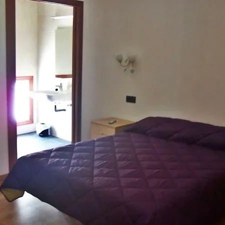 Casa Cruceiro Tomino